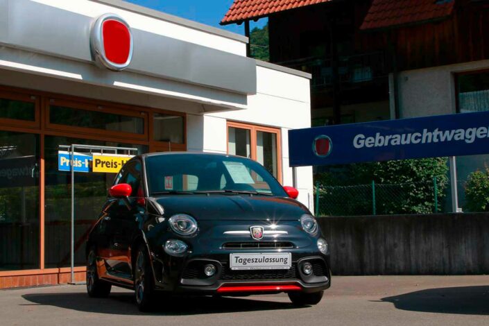 Autohaus Weiss | Fiat und Abarth in Bad Urach